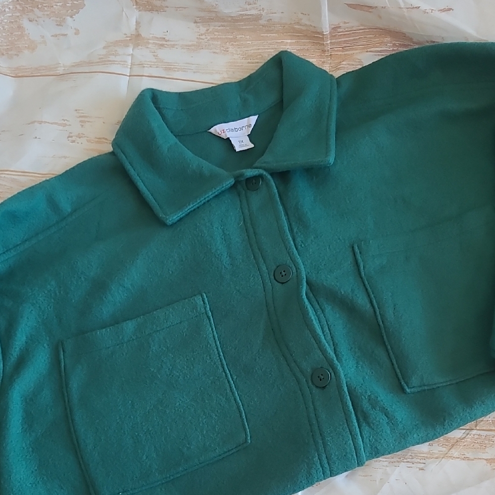 Liz Claiborne Women Shacket .. Green .. 2x